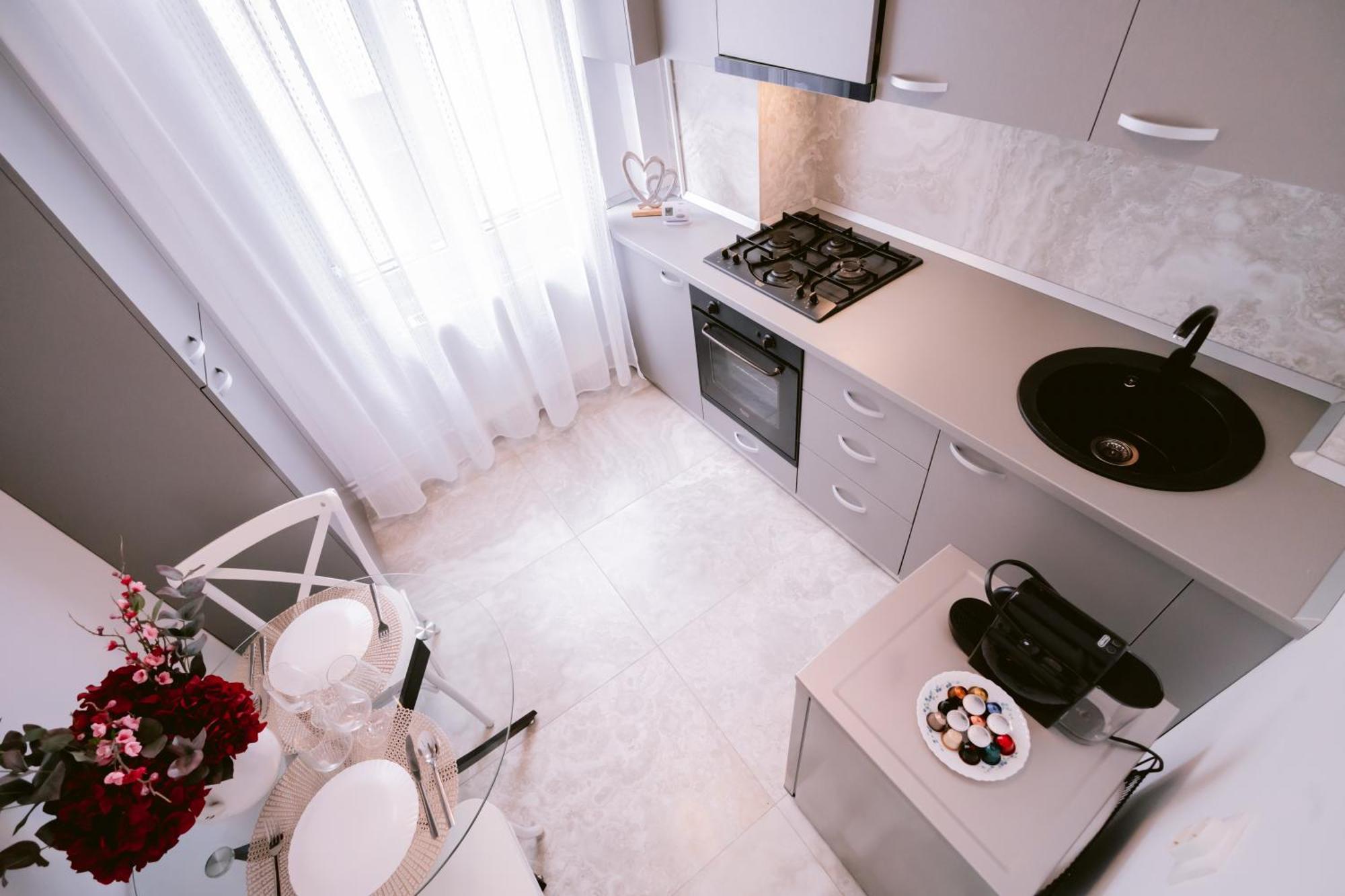 Historic Bucharest Hideway Apartment ภายนอก รูปภาพ